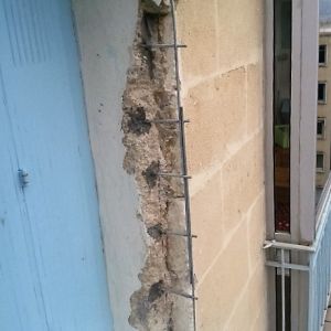 Réparation d'un montant de fenêtre à Salon-de-Provence